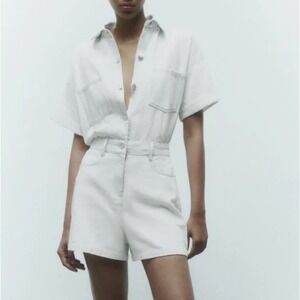 Zara Women's Casual Metallic Button Down Romper Short‎ Sleeve Silver Lightweight